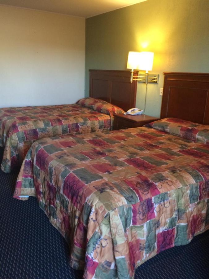 Rest Inn - Extended Stay, I-40 Airport, Wedding & Event Center Amarillo Exteriér fotografie