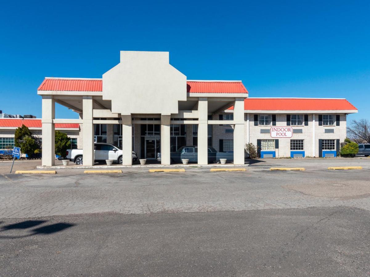 Rest Inn - Extended Stay, I-40 Airport, Wedding & Event Center Amarillo Exteriér fotografie